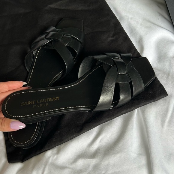 Saint Laurent Black Leather Sandals - Picture 4 of 5